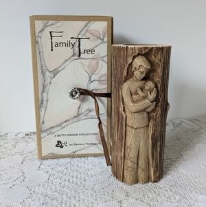 Candle Holder Betty Singer Collection Family Is A Circle of Love w Box 7.5" 